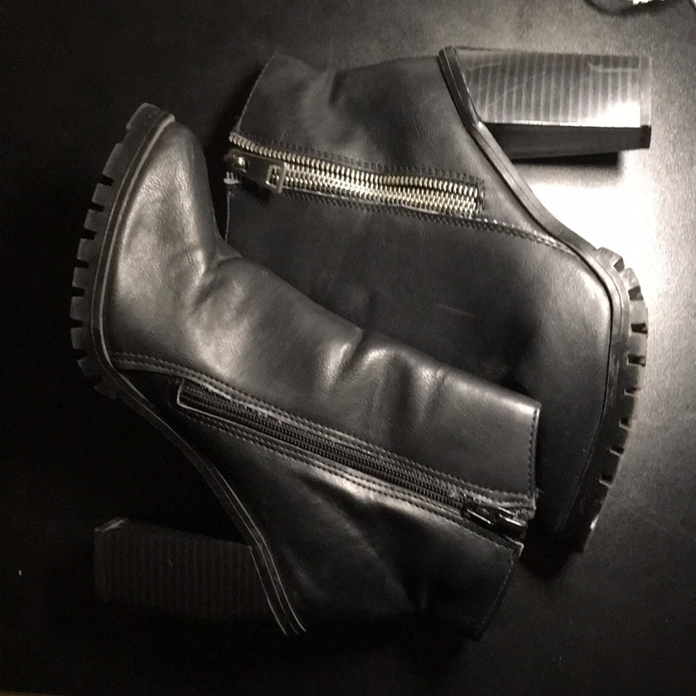 USED Mossimo Women's Black Boots, Size 8